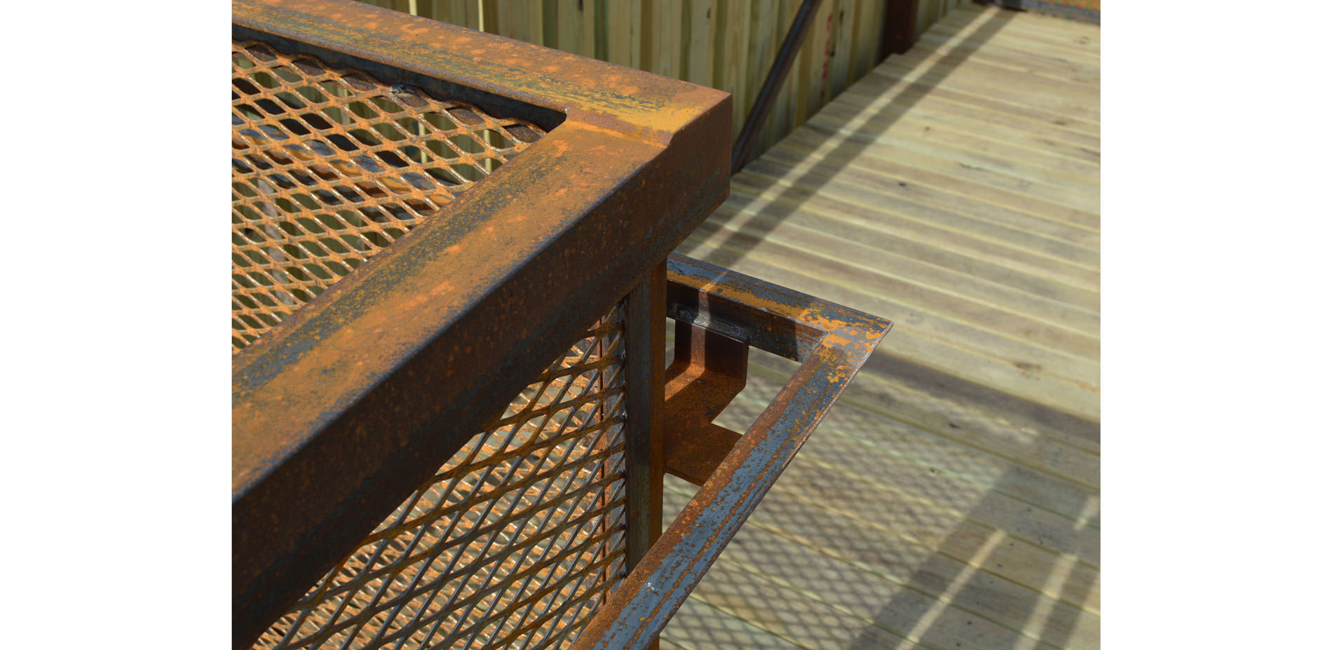 RISE — Detail view 11